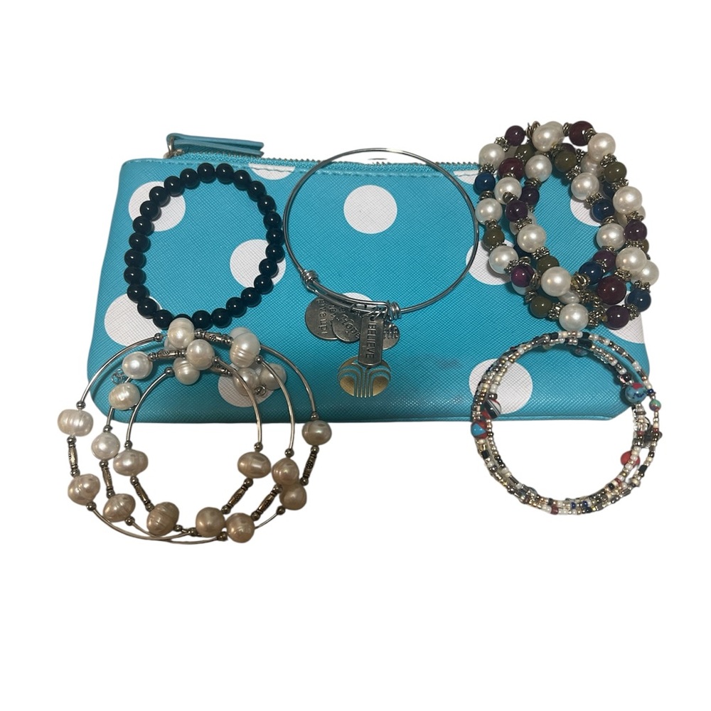 bracelets in NuSkin cosmetic-5 bracelets